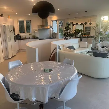 Apartment Moderne Cassis